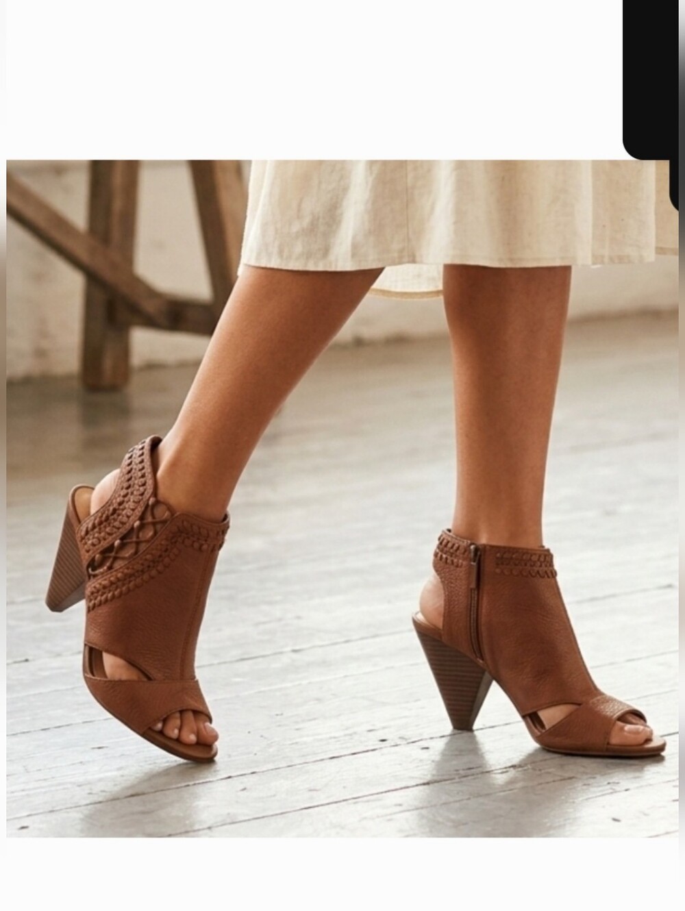 Vince Camuto Brown Open-Toe Leather Upper Cutout Stacked Heel Sandals 6.5M